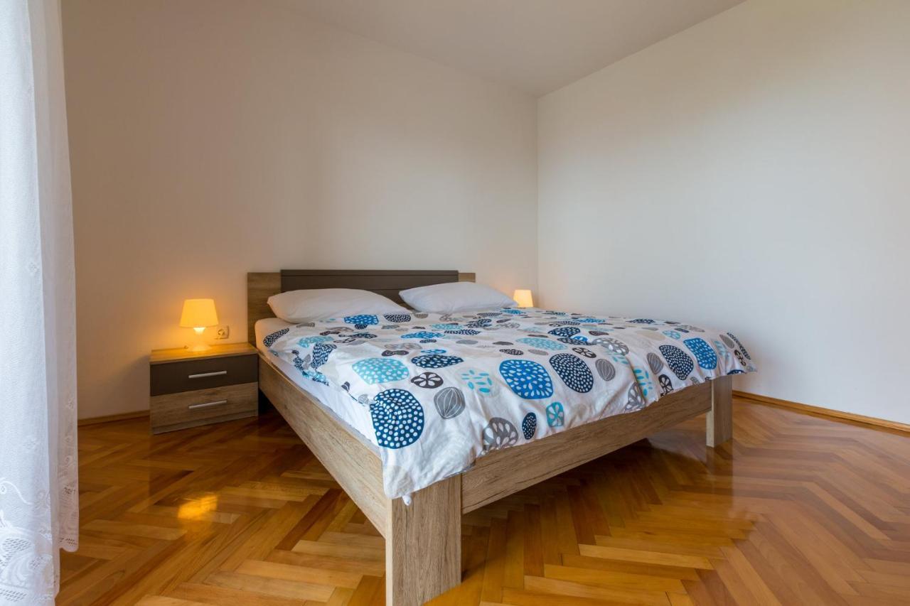 Amila Apartment Crikvenica Exterior photo