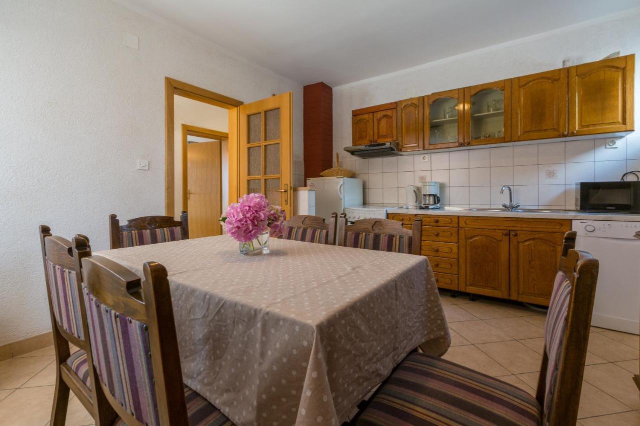 Amila Apartment Crikvenica Exterior photo